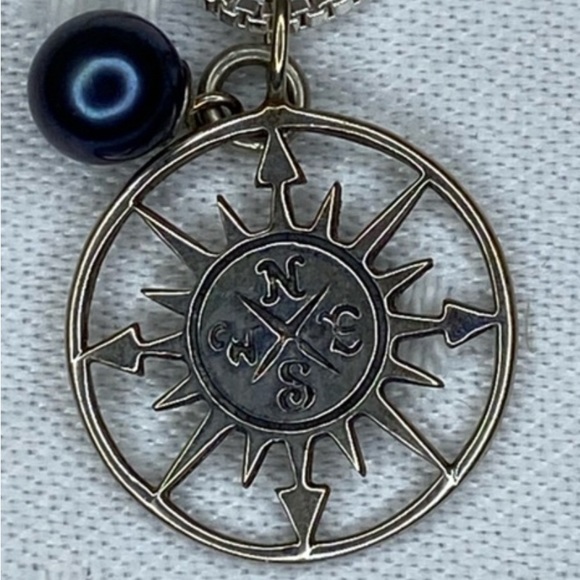 NWOT STERLING SILVER  PENDANT with REAL BLUE or BLACK PEARL on Silver tone Chain - Picture 1 of 5